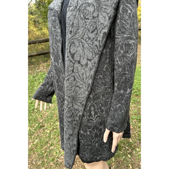 Peruvian Connection Alpaca Wool Jacquard Cardigan Coat Sweater – Gray Floral – L - Picture 4 of 15